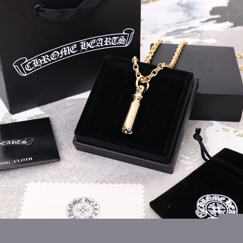 Ch**me He**ts necklaces